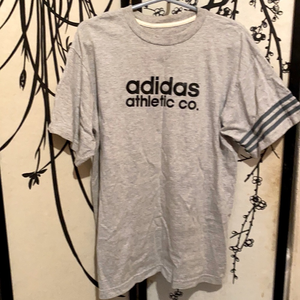 VTG Adidas Men’s Long/Oversized/ T Shirt